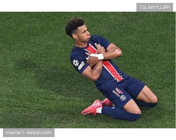 杜埃开场三分钟闪击破门为巴黎奠定比赛基调